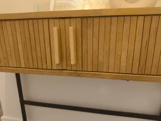Recibidor dos puertas madera y metal