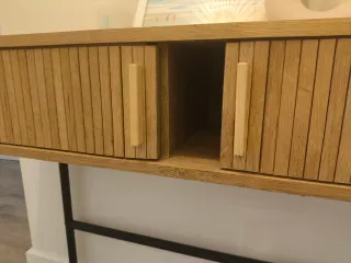 Recibidor dos puertas madera y metal