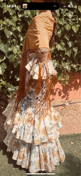 Traje Flamenca Rosas Amarillas