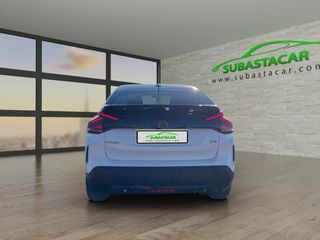 C4 BlueHDi 130 S&S EAT8 Feel Pack 96 kW 5P Automát