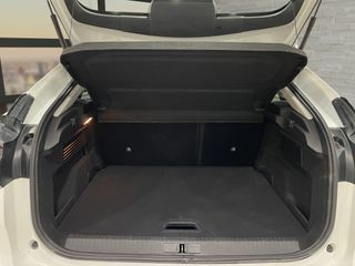 C4 BlueHDi 130 S&S EAT8 Feel Pack 96 kW 5P Automát