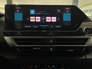 C4 BlueHDi 130 S&S EAT8 Feel Pack 96 kW 5P Automát