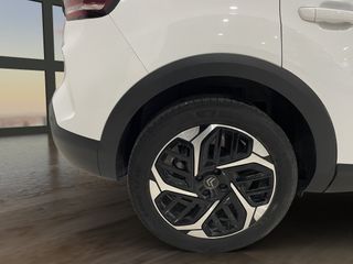 C4 BlueHDi 130 S&S EAT8 Feel Pack 96 kW 5P Automát