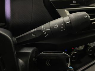 C4 BlueHDi 130 S&S EAT8 Feel Pack 96 kW 5P Automát