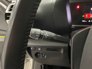 C4 BlueHDi 130 S&S EAT8 Feel Pack 96 kW 5P Automát