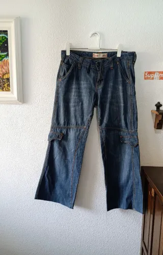 Pantalón vaquero campana Talla 42 como nuevo