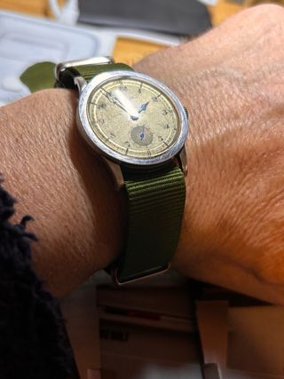 Reloj Record Watch Co. Plata Correa Verde