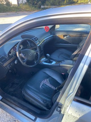 Mercedes-Benz Clase E 2004