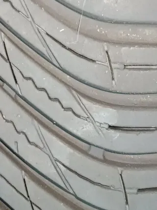 Llantas Seat 17 con Neumáticos x3