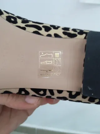 Zapatos de tacón con estampado animal