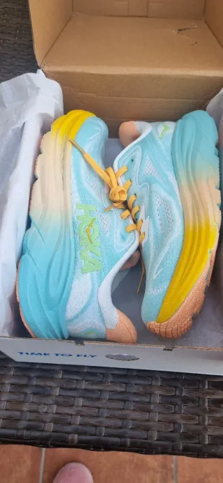 Zapatillas Hoka Deportivas Azul y Amarillo