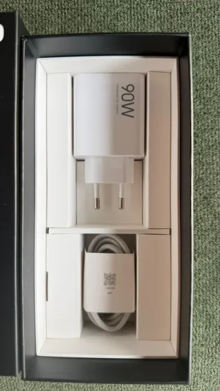 Xiaomi 14 Ultra.16GB RAM / 512GB + Kit Fotográfico