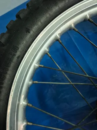 Rueda trasera Derbi RD FD Yumbo Diablo