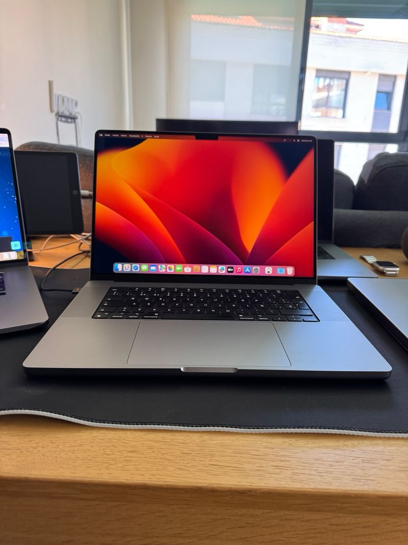 MacBook Pro 16 pulgadas 2022 afbeelding 3