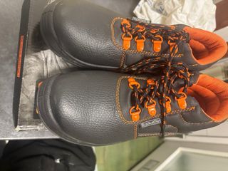 Zapatos de seguridad negros