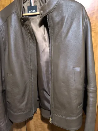 Chaqueta de piel BOSS marrón