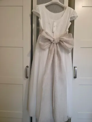 Vestido de comunión blanco con flores