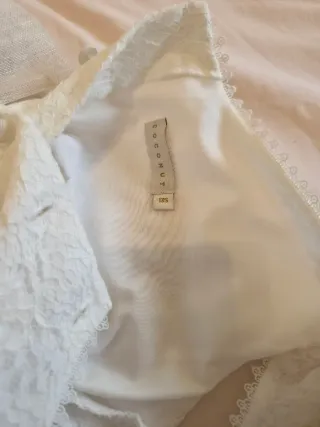 Vestido de comunión blanco con flores