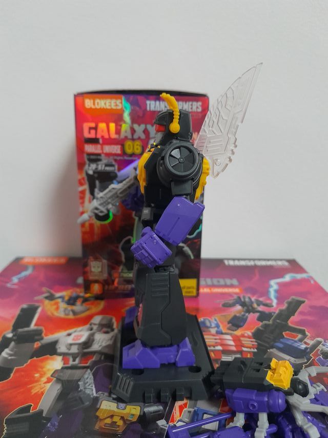 Kickback Insecticons Transformers 10cm Blokees