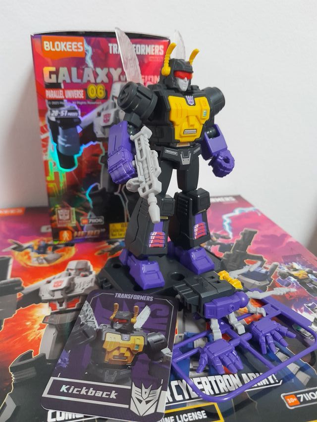 Kickback Insecticons Transformers 10cm Blokees