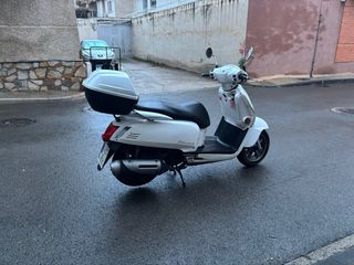 Kymco Like 125 Scooter Blanca