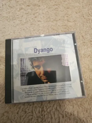 CD Materia Prima - Once Razones