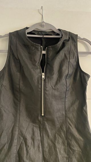 Vestido mini negro cremallera