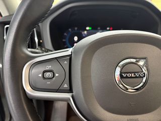 Volvo XC60 2022