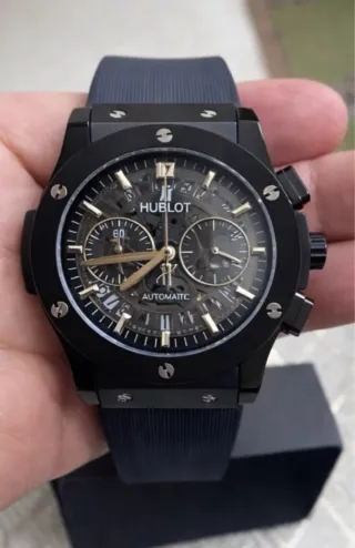 Reloj Hublot Negro y Dorado no automático