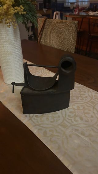 Plancha de hierro antigua