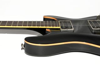 GUITARRA ELECTRICA IBANEZ SZ320