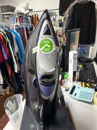 Plancha de Vapor Taurus Amazing STI3002