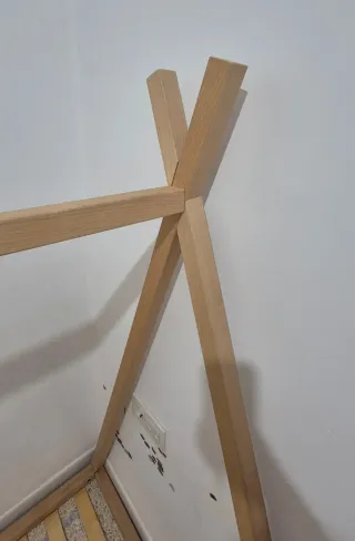Cama Tipi para colchón de 90x200cm