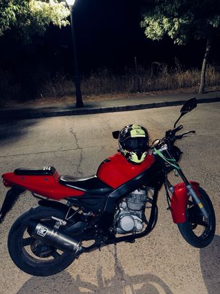 Daelim Roadwin 125cc Naked