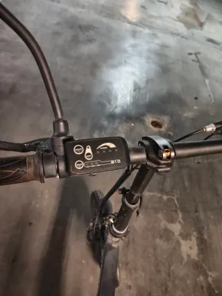 Bicicleta eléctrica plegable