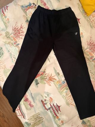 Pantalón recto Gymshark negro