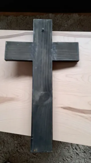 Crucifijo antiguo madera