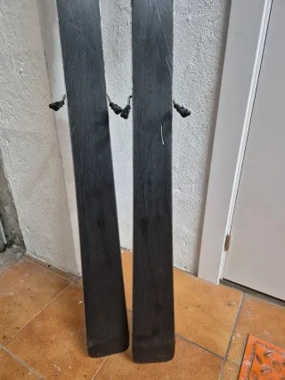 Esquís Völkl Unlimited AC30 170 + Fijaciones