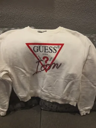 Sudadera Guess Blanca Logo Triángulo