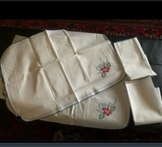 Set Lura Tovagliette Americane Ricamate