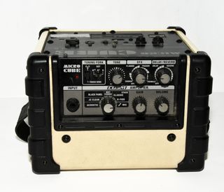 AMPLIFICADOR ROLAND MICRO CUBE