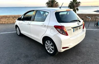 Toyota Yaris 2012