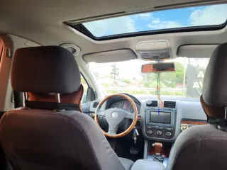 Volkswagen Golf 2004