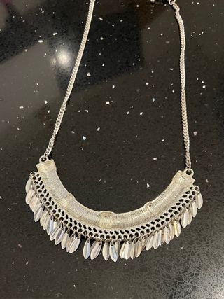 Collana etnica di Zara  Manca un pendaglio