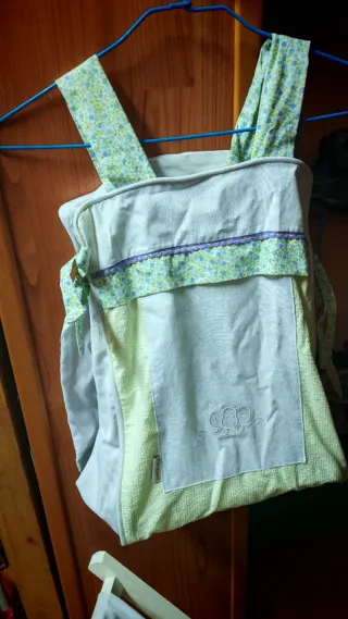 Cesto per biancheria + fasciatoio Pasito a Pasito