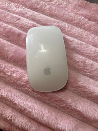 iMac 21.5” 2017 + teclado + ratón – listo para usa