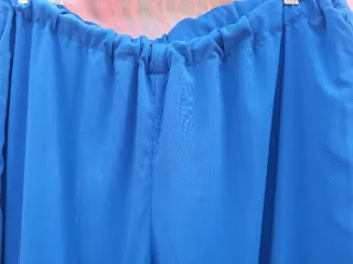 PANTALONES 4XL:ESTAMPADO AZUL Y MALVA/AZUL:1X1,5€