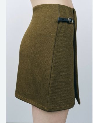 Conjunto Chaleco y Falda Zara Verde Oliva