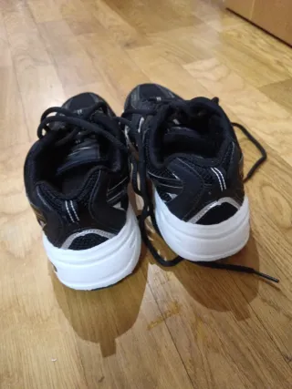 Bambas deportivas negras Talla 38