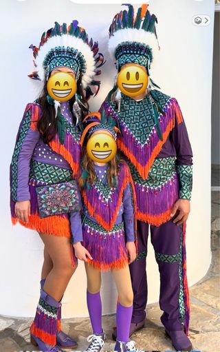 Disfraces Familia Indígena 2 Adultos + Niña